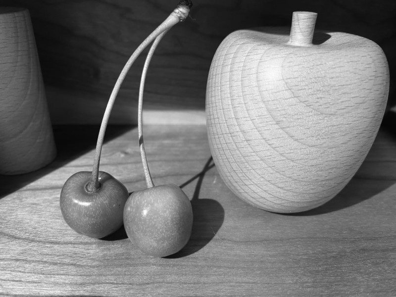 actual-sour-cherries-in-bw-to-see-shape-and-highlight-without-color